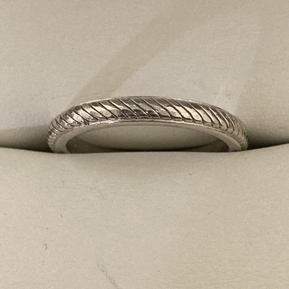 Judith Ripka Sterling Silver 925 Wedding Band Ring Size 9 - Picture 4 of 5